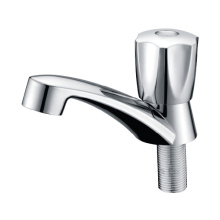 Cartouche en laiton vertical brossé nickel de style commercial bas prix robinet de cuisine rotatif monotrou robinet d&#39;eau