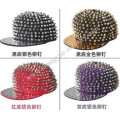 Chapeau de mode conception rivet enrichis danse de rue