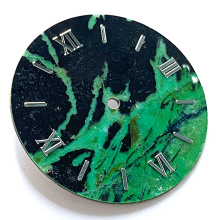 Opale de pierre précieuse naturelle de la montre Indonésie Watch