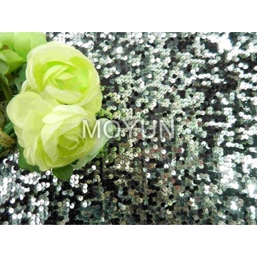 POLY MESH AVEC BRODERIE DE SEQUIN 5MM 50 52 "