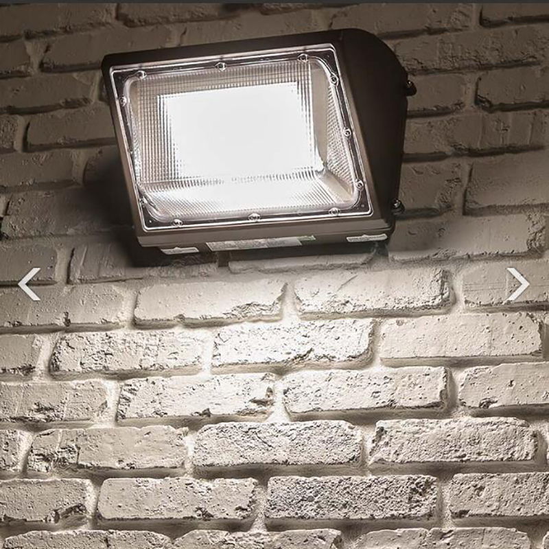 Adjustable Wall Light