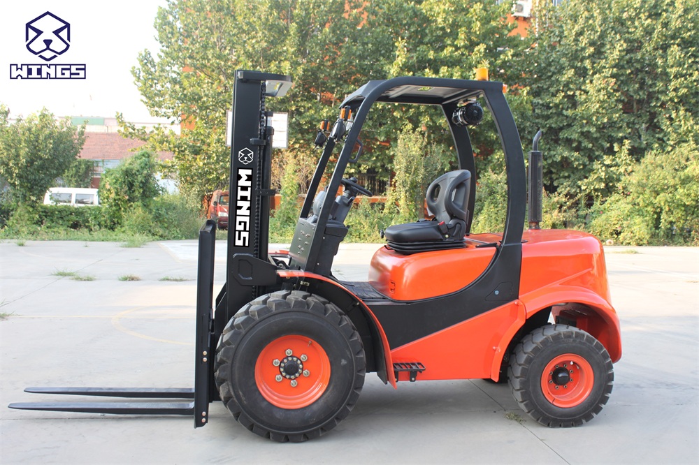 off road forklift 3 tons(1)