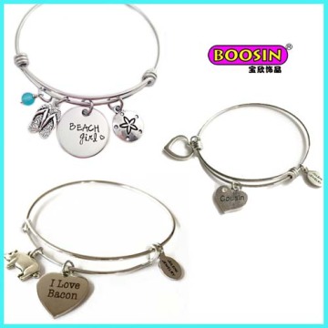 Custom Cheap Zinc Alloy Silver Engrave Letter Charms Wire Bangle