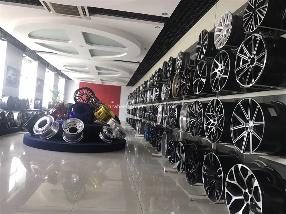 Car Alloy Wheels Factory Warehouse 67