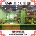 Jungle Theme Indoor Playground com enorme bola e rede de escalada