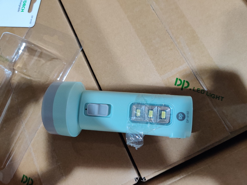 9162-5-Portable Rechargeable LED Torch with 3W Power and Side Light 9162-5-Portable Rechargeable LED Torch with 3W Power and Side Light