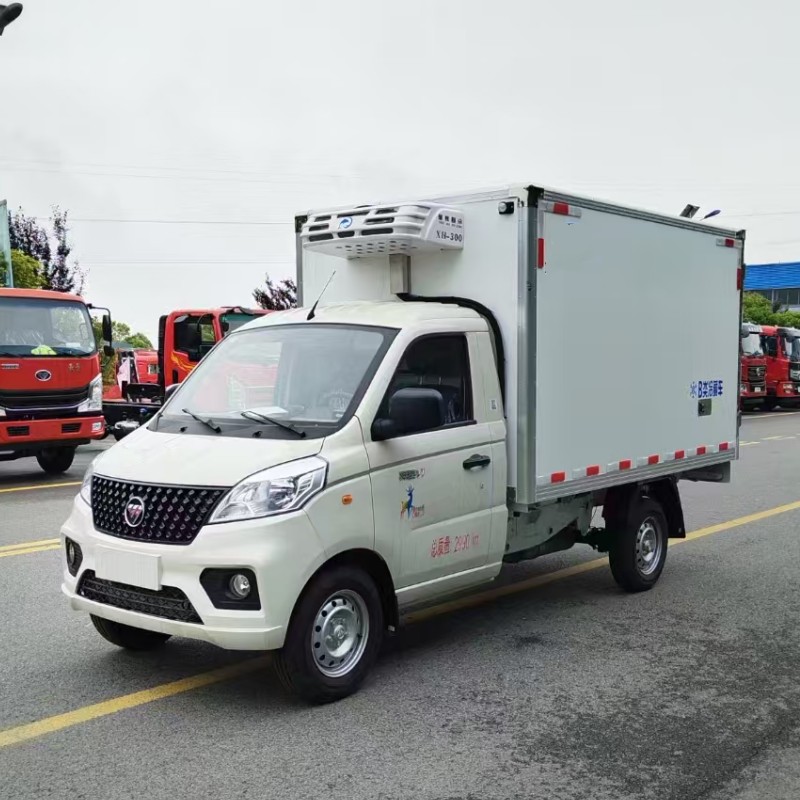 Thermostatic transport vehicle Thermostatic transport vehicle