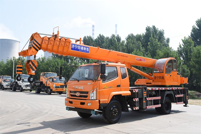 12 TON TKING CRANE