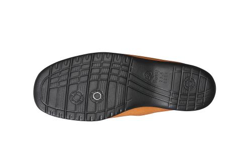 anti-skidding out-sole casual shoes