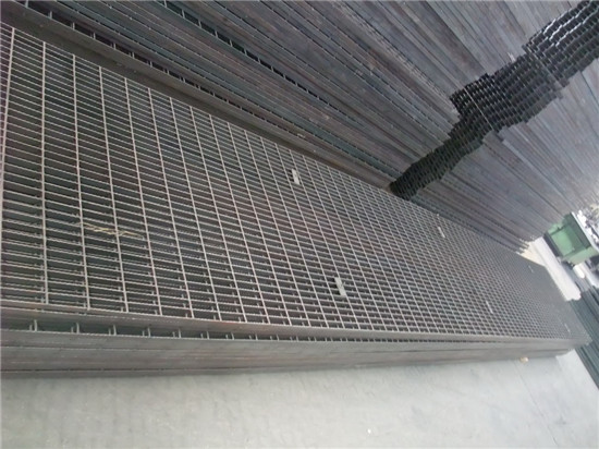 Galvanized/ Serrated/ Steel Bar Grating for Stair Treads