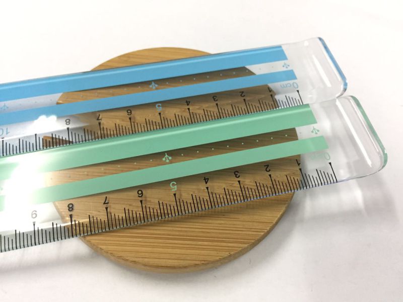 Plastic Ruler with Warped Side for School Supplies