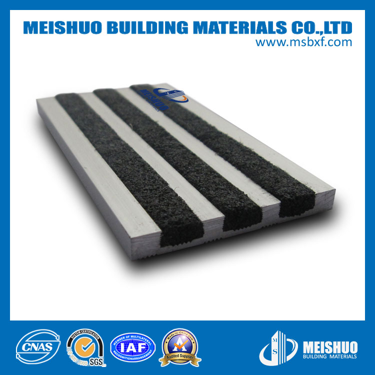 Easy Installation Carborundum Stair Tread & Nosings