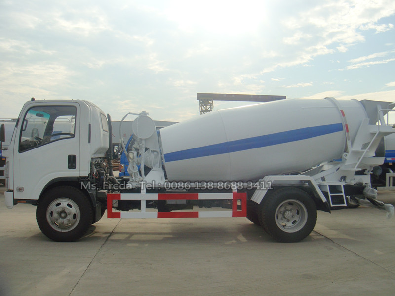 Isuzu 700p 5m3 Small Self Loading Concrete Mixer Truck