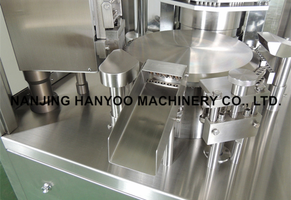 High Speed GMP Parmaceuticals Automatic Hard Gelatin Capsule Machine