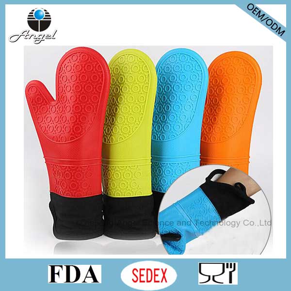 Hot Sale Longer and Thicker Silicone Kitchen Cooking Glove Sg08