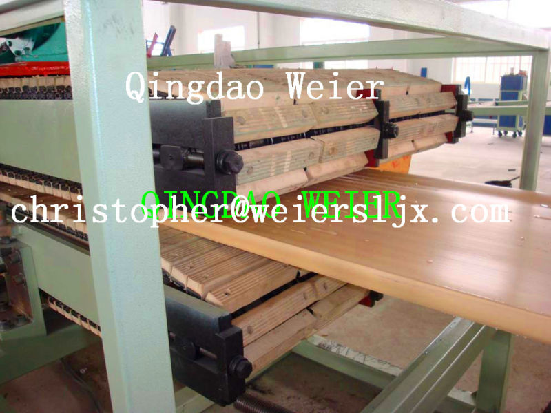 Chinese Professional Supplier WPC Profile Extrusion Line