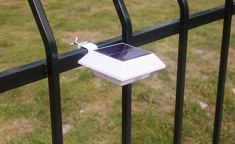 4 LED Square Solar Lamp PIR Motion Sensor Roof Gutter Solar Light Waterproof Fence Lamp LED Solar Garden Light