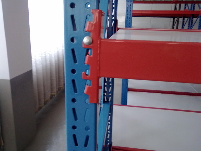 High Quality of Q345 for Pallet Racking/Racking System/Cantilever Racking (YD-004)