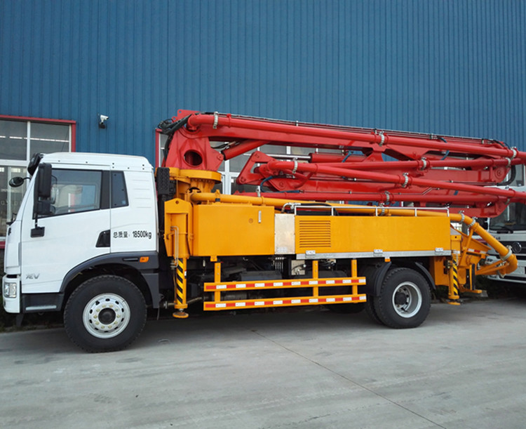 Dongfeng 32m Cement Pump Truck Concrete Pump Truck