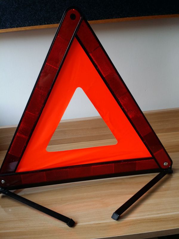 Roadway Safety Red White Plastic Emergency Warning Triangle Stand