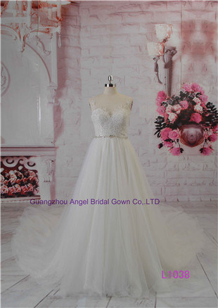 Modest Brilliant Crystal Bridal Gowns in Plus Size Dress