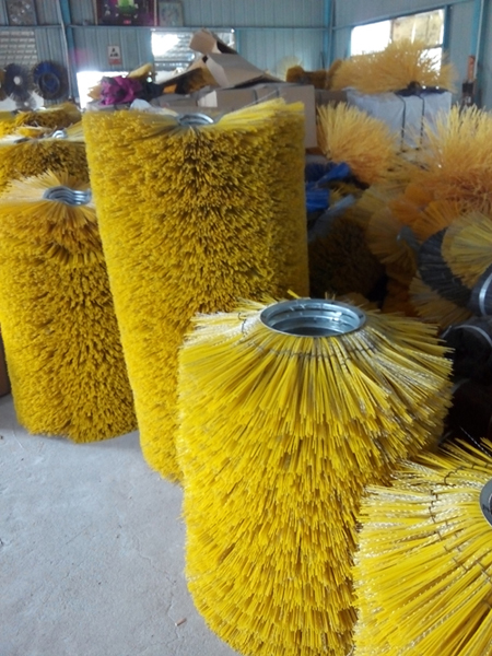 High Quality 500mm PP Wire Snow Brush (YY-114)