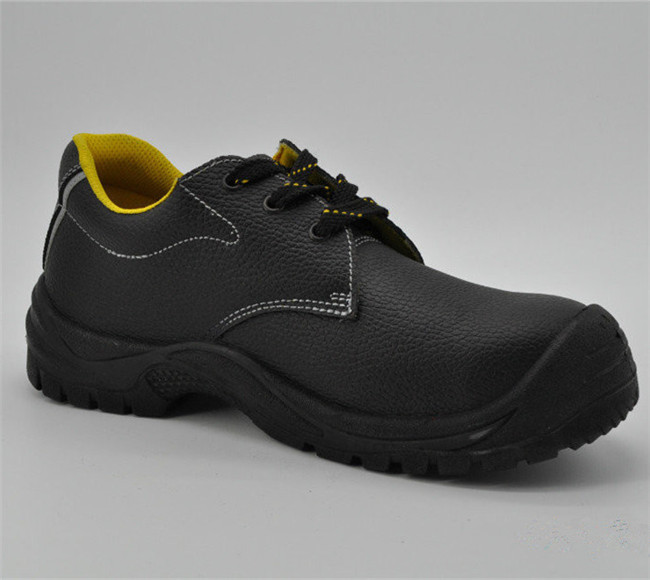 Simple Classic Embossed Leather Uppper Safety Shoes Ufb55.1