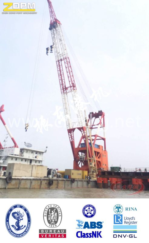 Floating Ship Crane Dock Vessel Fixed on The Deck Electrical Offshore Shipping