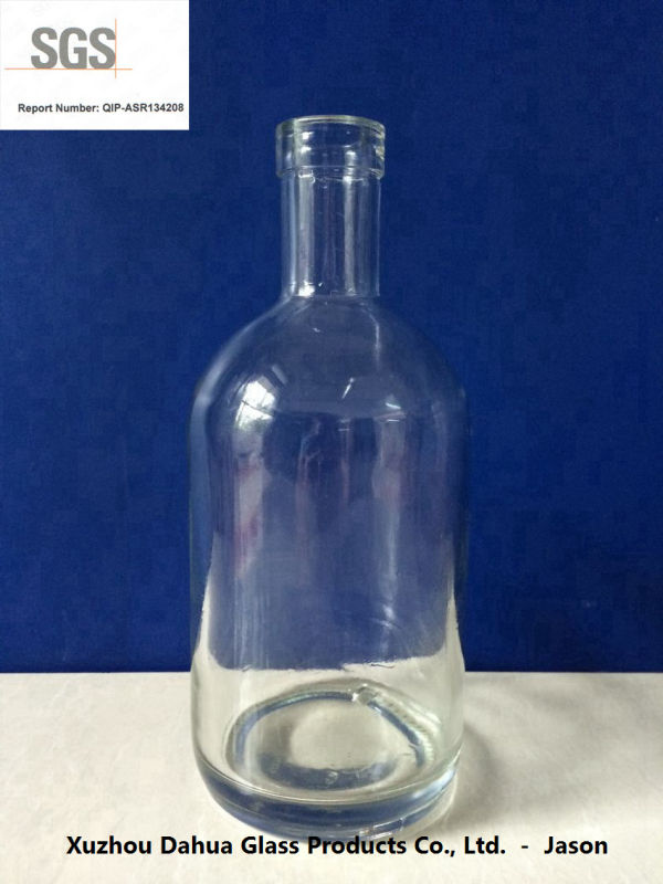 700ml Round Shape Vodka Glass Bottle