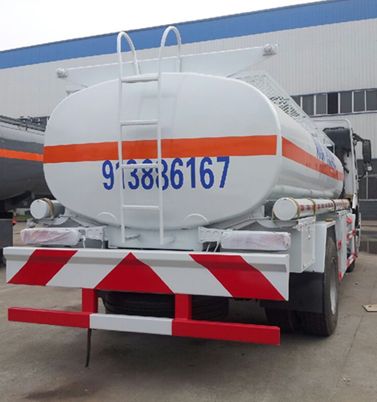 Sinotruck HOWO 6X4 20m3/20000L Capacity Water Tank Truck