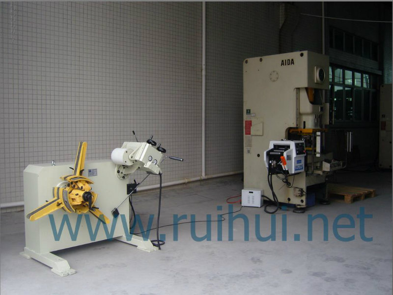 Nc Servo Feeder Use Japan Technology