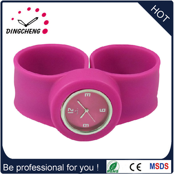 Silicone Band Vintage Wrist Rubber Quartz Watch (DC-1033)