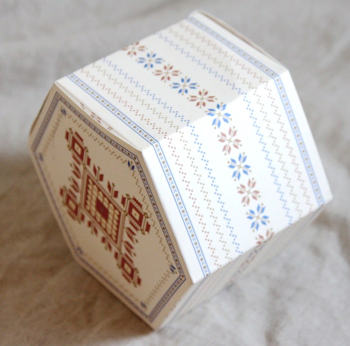 Hexagonal Printing Paper Cardboard Box for Candy Apple Cake