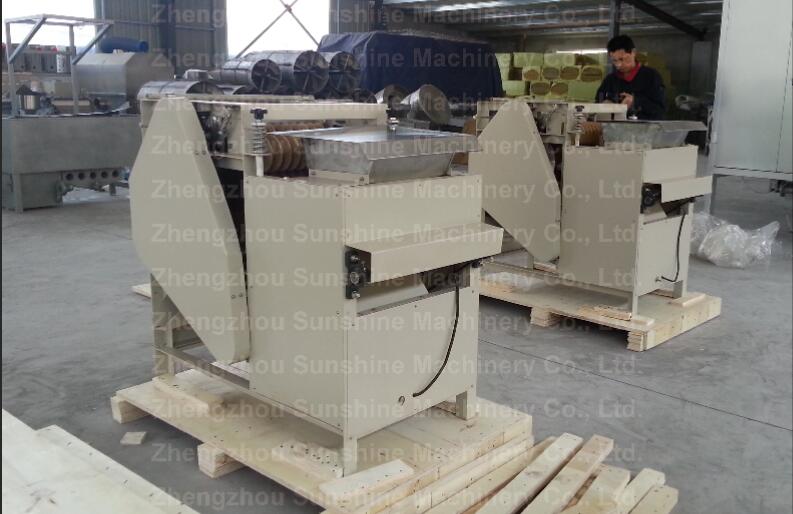 Wet Method Almond Peanut Broad Bean Soybean Peeling Machine