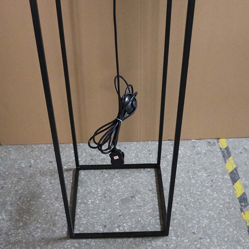 Modern Hotel Decorative Black Iron Large Standing Floor Lamp