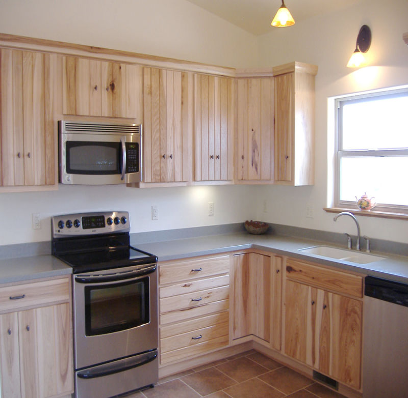 French Style Glazed White Custom Kitchen Cabinetry