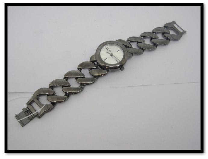 Hanglee-1528 Factory High Quality Silver Ladies Bracelet Watch