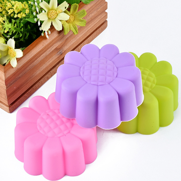 Wholesale Cheap Price Sunflower Shape Food-Grade Silicone Cup Cake Mold