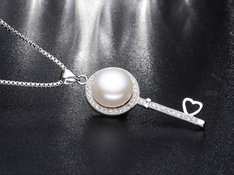 Wholesale Pearl Pendant 9-10mm AAA Bread Round 925 Silver Freshwater Pearl Pendant