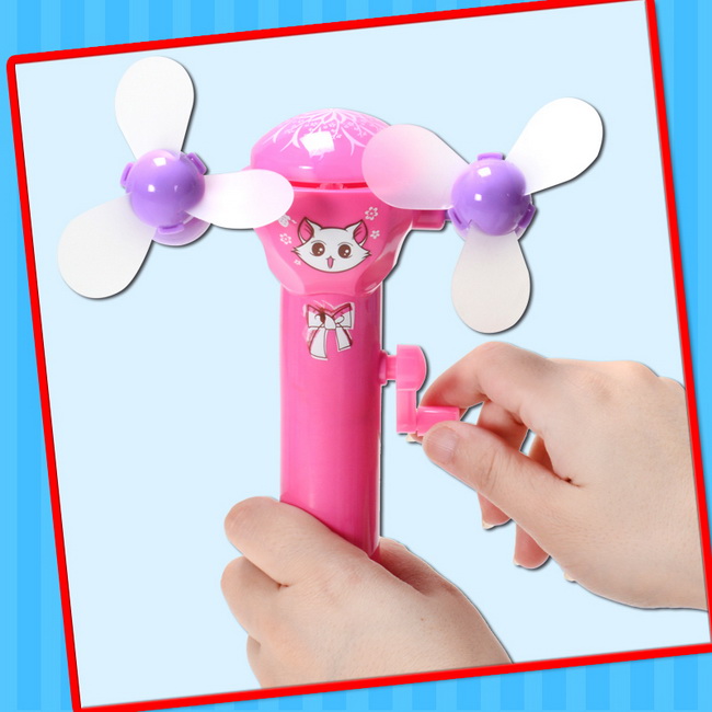 Super Hand-Drive Mini Fan Toy Candy