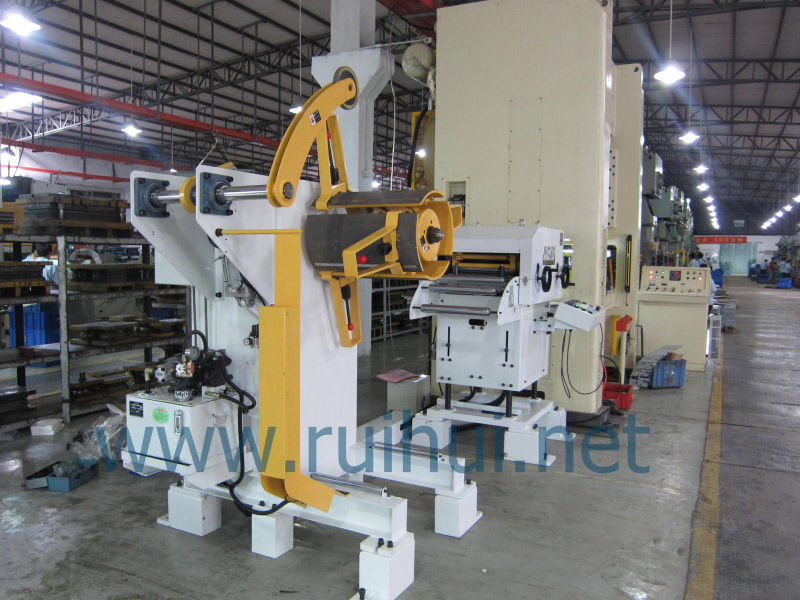 Straightener Feeder for Press Machine Using in Automobile Mould