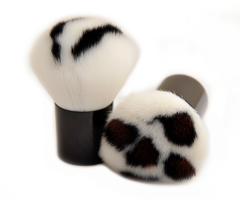 Nylon Hair Kabuki Cosmetic Makeup Brush