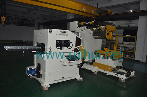 The Material Leveling Machine for Automotive Industry