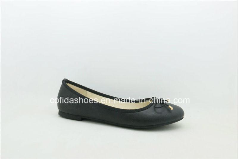 New Europe Popular Flat Comfort Fashion Lady Shoe