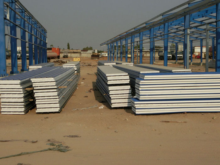 Abu Dhabi Steel Structure Fabricated Warehouse