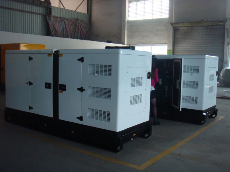 550kVA 440kw Standby Rating Power Pekins Silent Diesel Generator