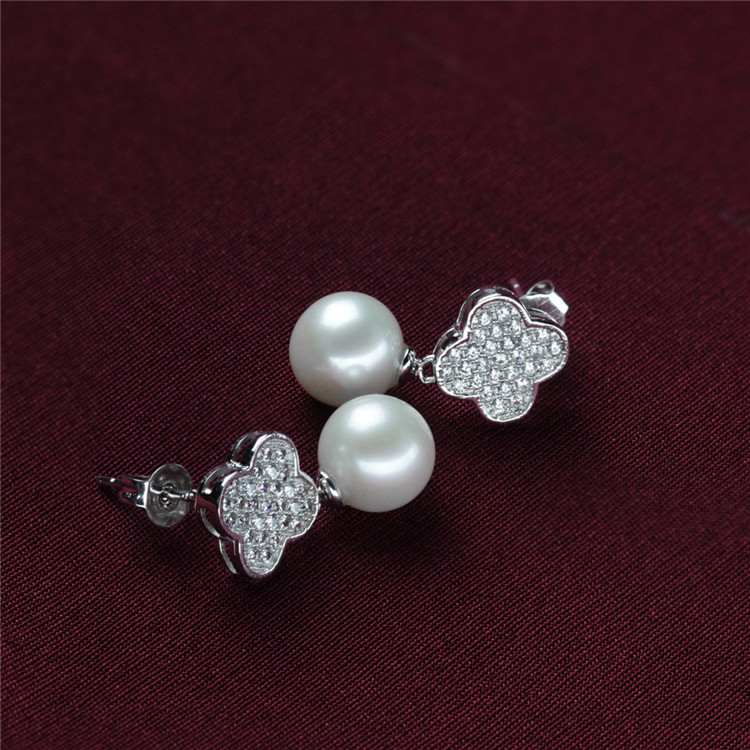 Clover Shape Beautiful Natural Freshwater 925 Silver Pearl Set