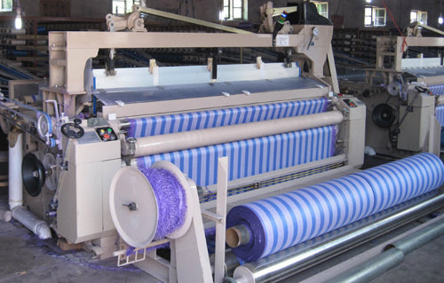 China Hot Sale Uw918 Plastic Weaving Water Jet Loom for Tarpaulin Fabric Weaving Machine