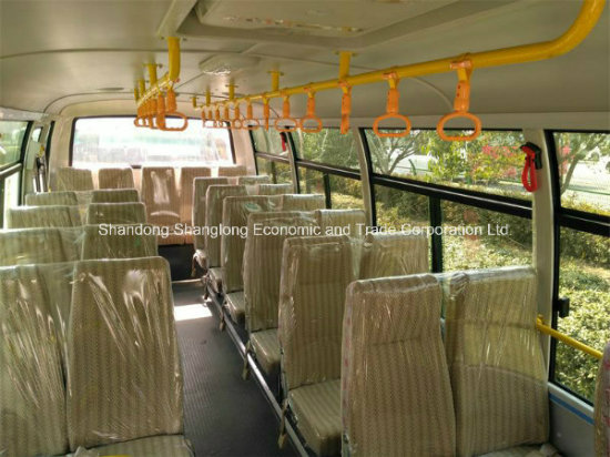 7.5 Meters Double Doors 29 Seats City Bus with Cummins Engine (front)