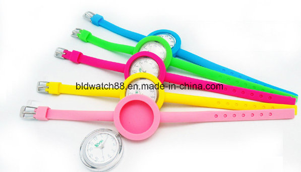 Cheap Silicone 3D Cartoon Band Children Watch for Promotional Gift